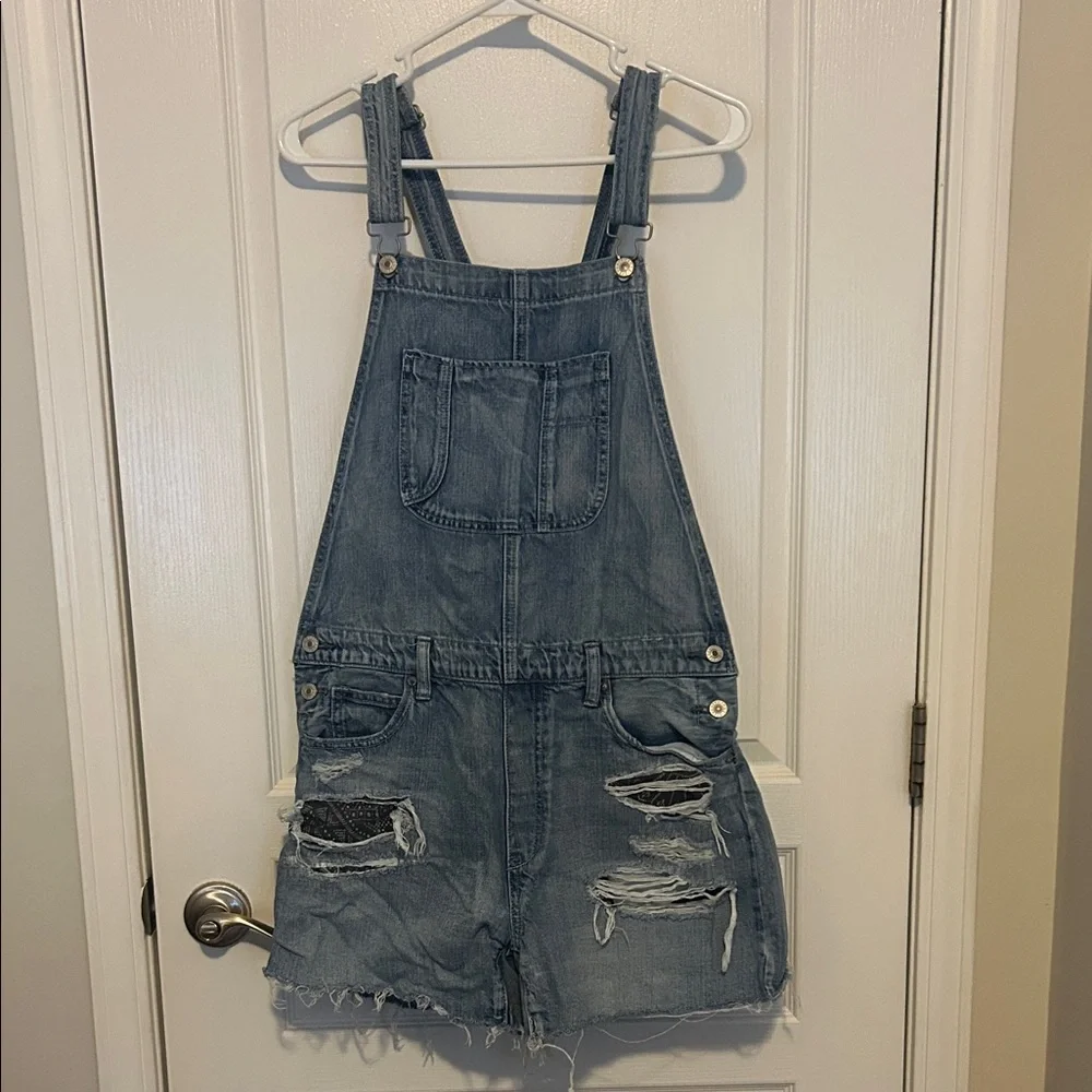 American Eagle Light Blue Denim Tomgirl Shortalls - Picture 1 of 7